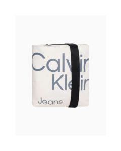 Calvin Klein Bolso - Modelo: K50K5098250F4