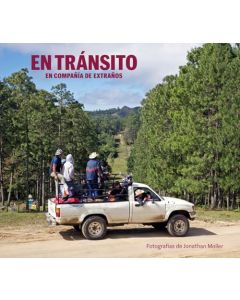 En Tránsito en Compañía de Extraños